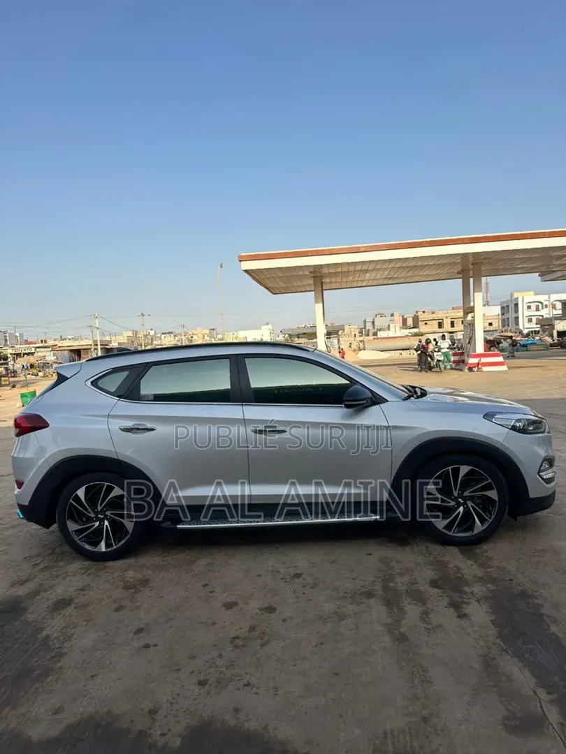 Hyundai Tucson 2017 Gris