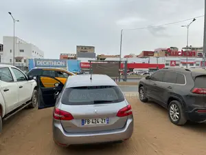 Peugeot 308 2018 Gris