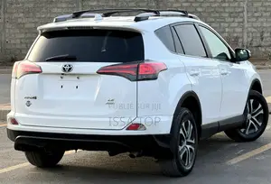 Toyota RAV4 2017 Blanc