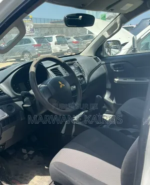 Mitsubishi L200 2021 Blanc