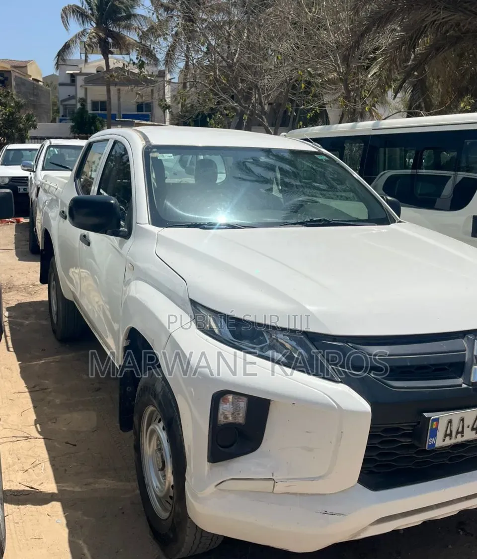 Mitsubishi L200 2021 Blanc