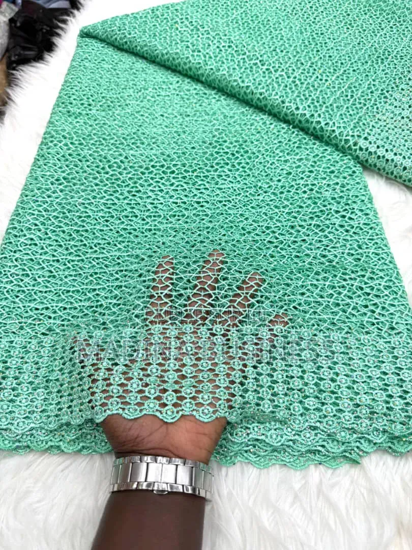 Vendeur De Tissu