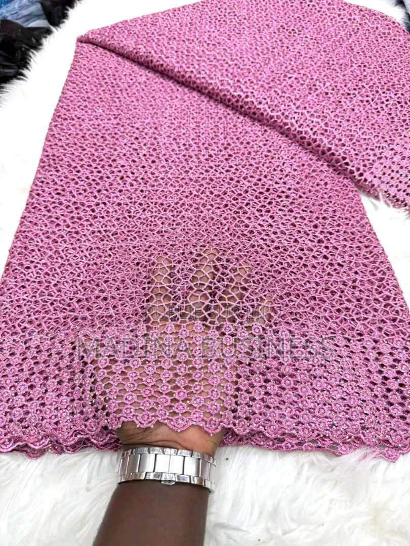 Vendeur De Tissu