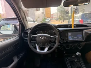 Toyota Hilux 2022 Blanc