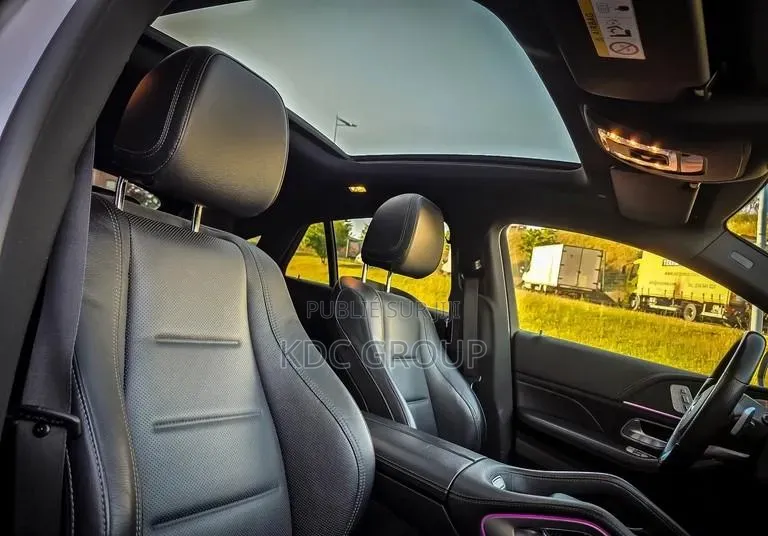 Mercedes-Benz GLE-Class 2021 Blanc cassé