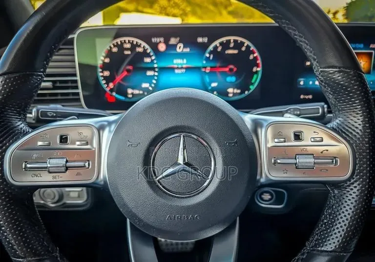 Mercedes-Benz GLE-Class 2021 Blanc cassé