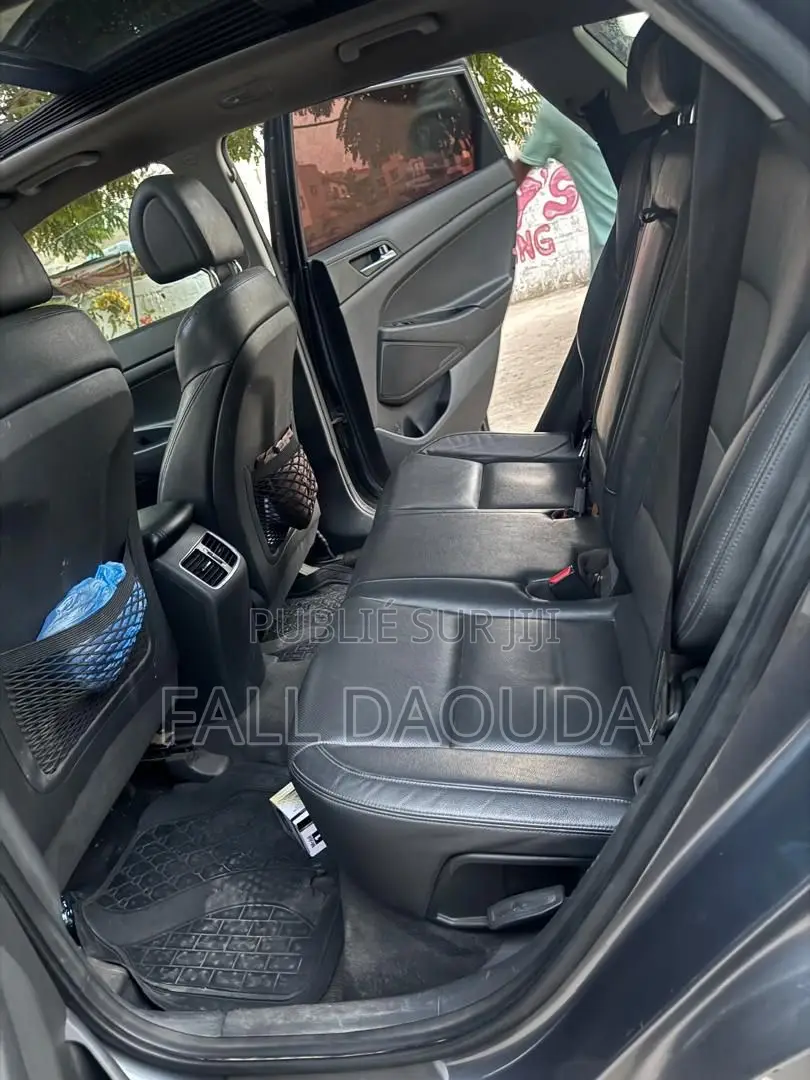 Toyota RAV4 2020 Noir