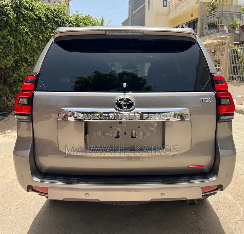 Toyota Land Cruiser Prado 2021 Beige