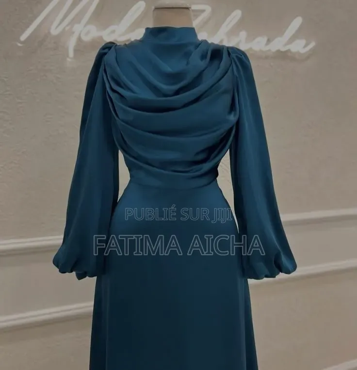  Nouvelle Collection – Robes en Soie 
