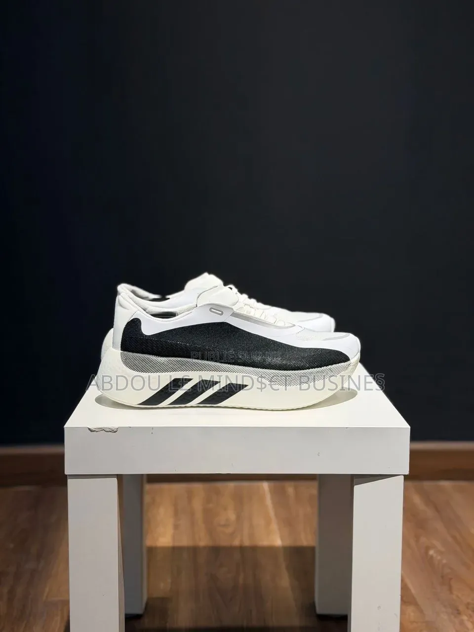 Adidas Hyperboost Noir-Blanc Disponible