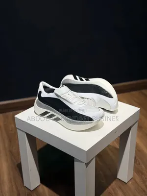 Adidas Hyperboost Noir-Blanc Disponible