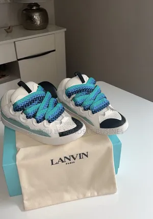 Lanvin Bleu Disponible