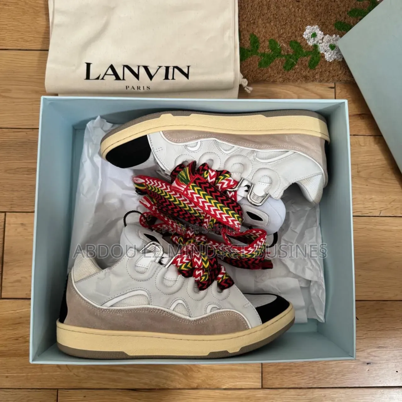 Lanvin Marron-Rouge Disponible