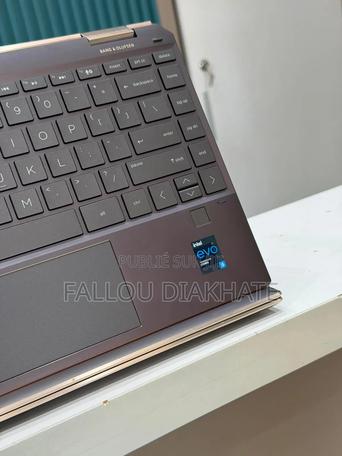 Nouveau HP Spectre X360 13 8GB Intel Core i5 SSD 512GB