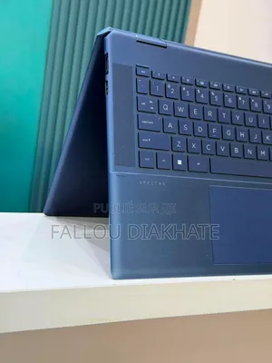 Nouveau HP Spectre X360 16GB Intel Core i7 SSD 512GB