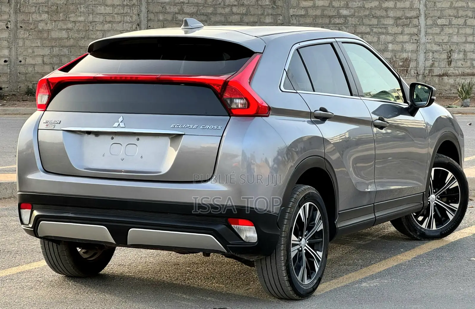 Mitsubishi Eclipse Cross 2019 Gris