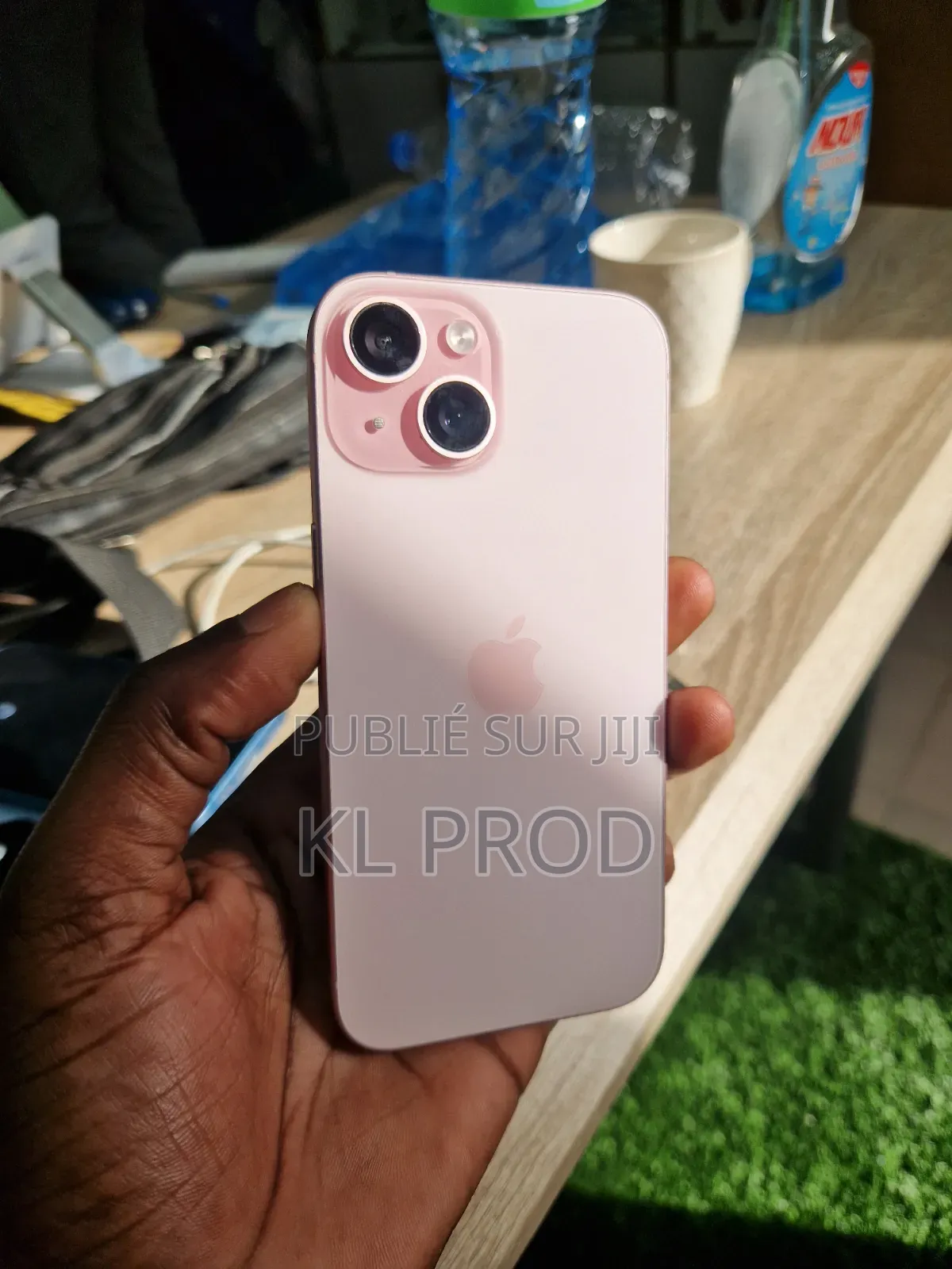 Nouveau Apple iPhone 15 128 GB Rose
