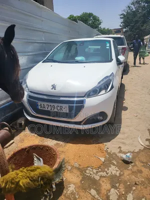 Peugeot 208 2017 Blanc cassé