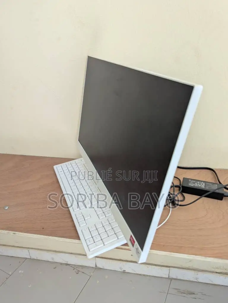 Nouveau HP 290 G4 All-in-One 8GB AMD Ryzen 7 SSD 256GB