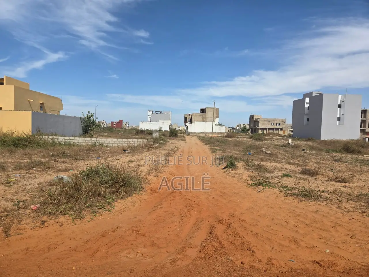 Terrain De 150 M2 Avec Titre Foncier Individuel – Sangalkam