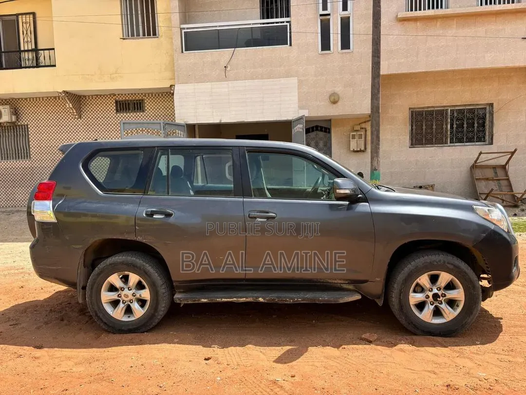 Toyota Land Cruiser Prado 2014 Gris