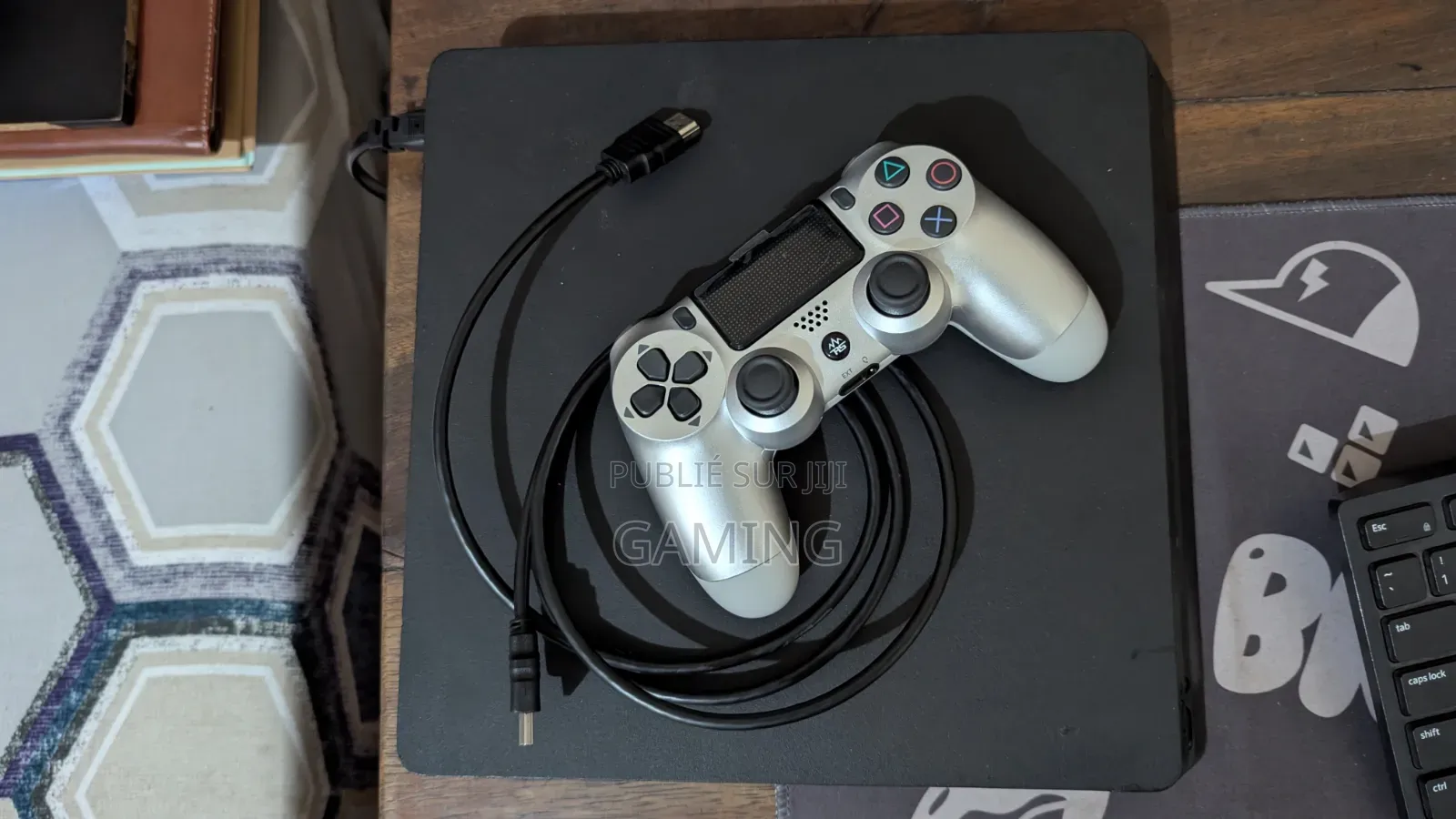 Ps4 Slim 500go - Non Flashé (Câble Alimentation - Hdmi - Manette)