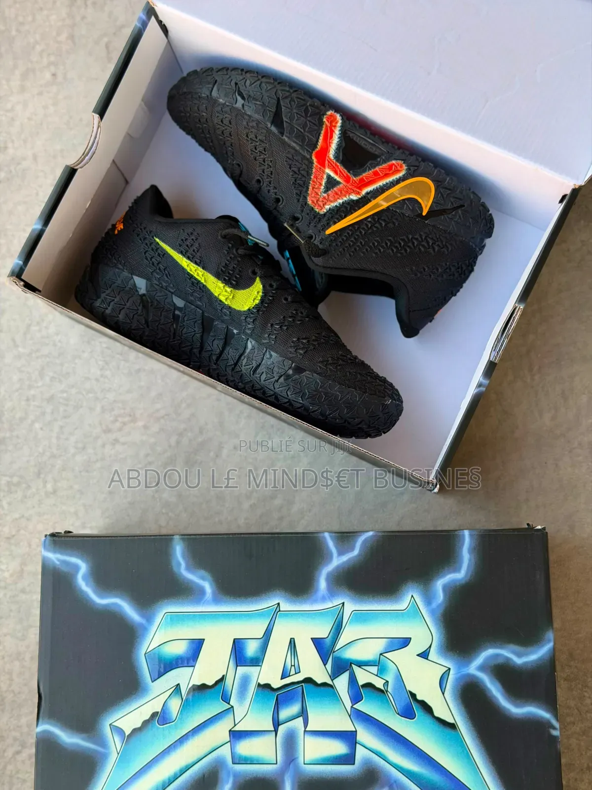 Nike Twelve Full Black Disponible