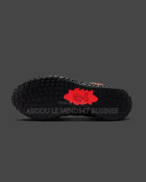Nike Twelve Full Black Disponible