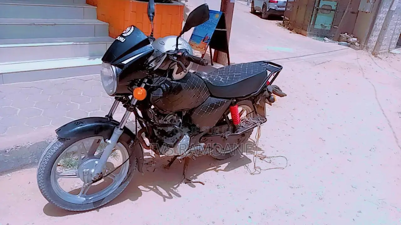 TVS Autre 2025 Noir