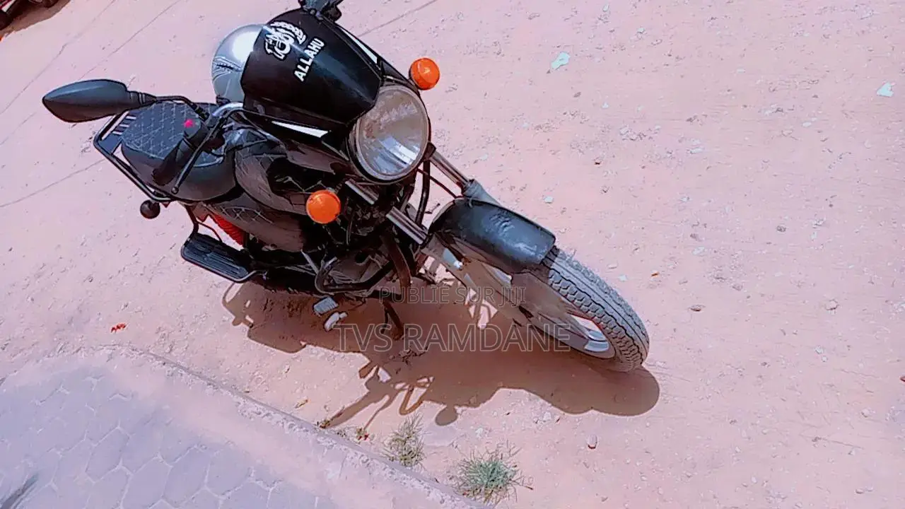 TVS Autre 2025 Noir