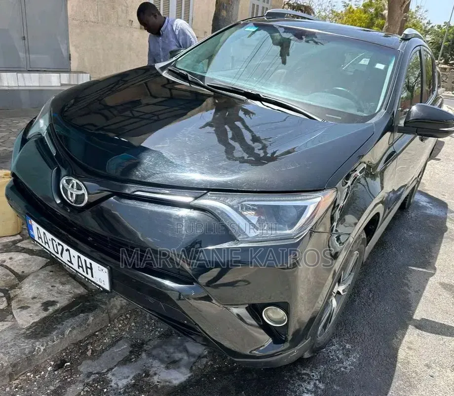 Toyota RAV4 2016 Noir
