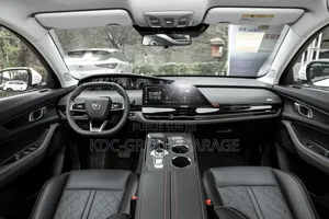 Nouveau Changan UNI-K 2025 Blanc
