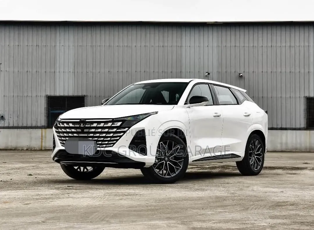 Nouveau Changan UNI-Z 2025 Blanc