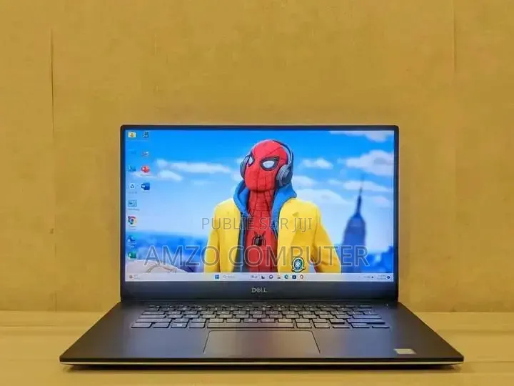 Ordinateur portable Dell Precision 5530 32GB Intel Core i7 SSD 512GB