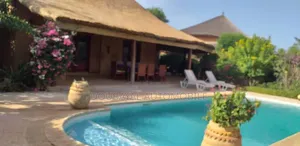 Meublé 4chbre Villa dans Nianing, Thiès Sud à Vendre