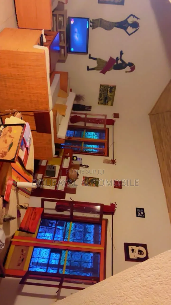 Meublé 4chbre Villa dans Nianing, Thiès Sud à Vendre