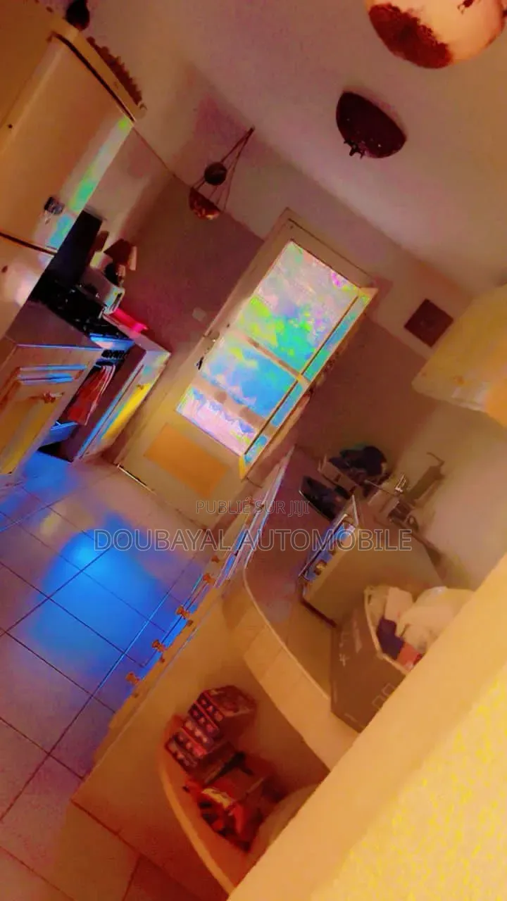 Meublé 4chbre Villa dans Nianing, Thiès Sud à Vendre