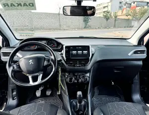 Peugeot 2008 2017 Noir