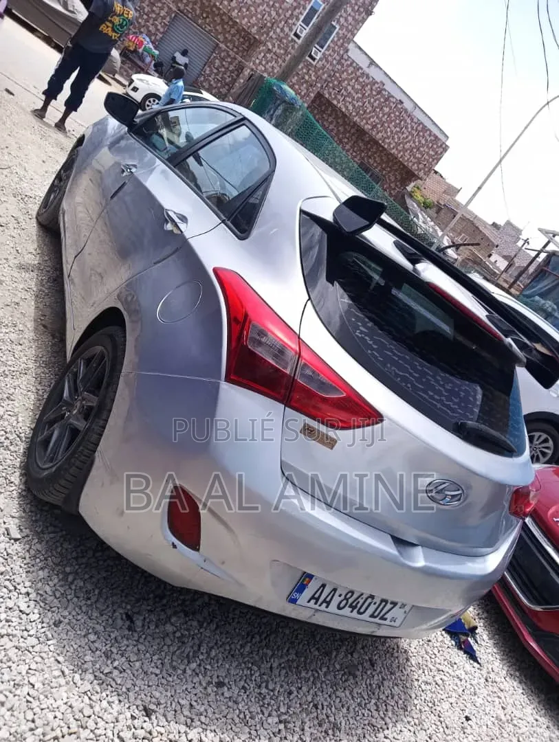 Hyundai Elantra 2015 Gris