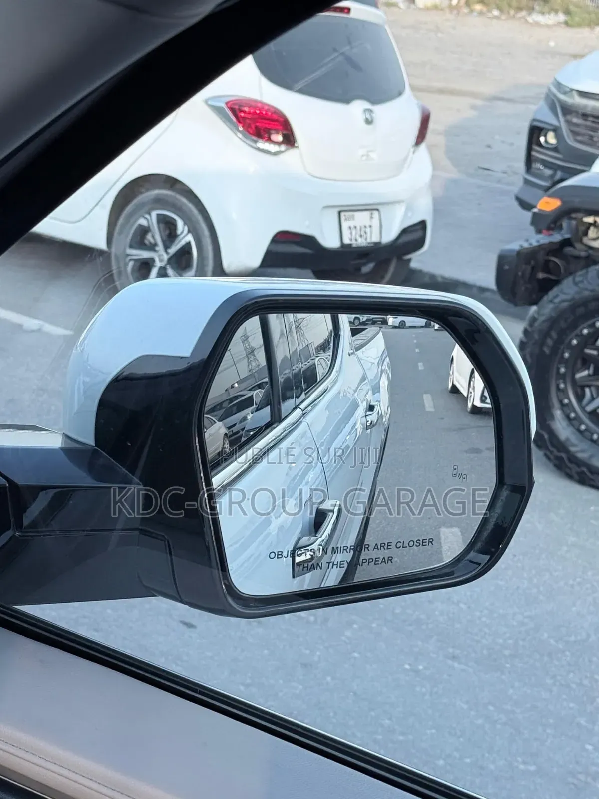 Toyota Tundra 2023 Blanc cassé