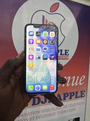 Nouveau Apple iPhone 11 Pro 256 GB Vert