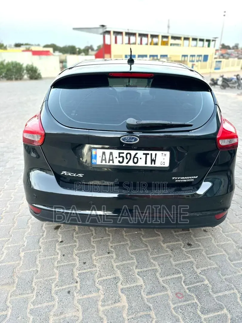 Ford Focus 2016 Noir