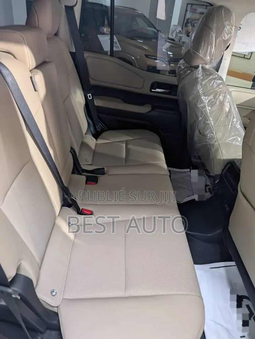 Toyota Land Cruiser Prado 2025 Gris