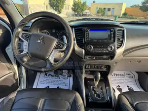 Mitsubishi L200 2017 Blanc