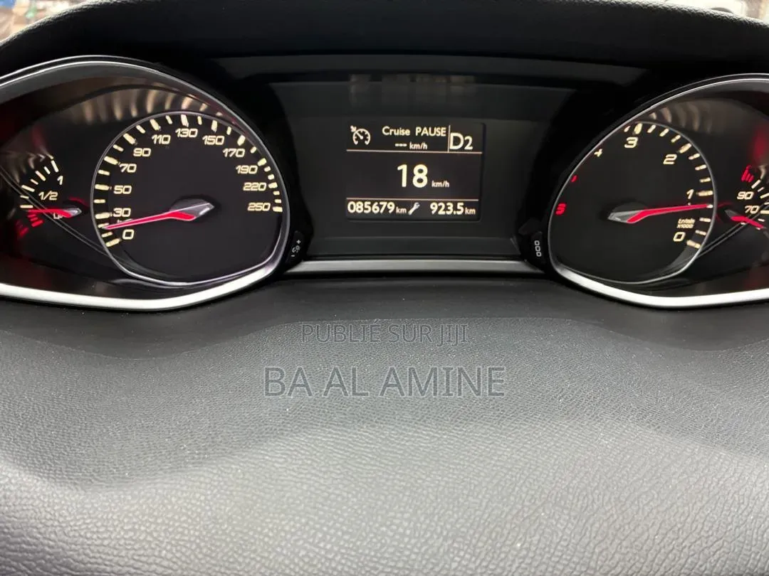 Peugeot 308 2018 Blanc