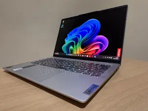 Nouveau Lenovo IdeaPad 520 16GB Qualcomm Snapdragon X Plus SSD 512GB