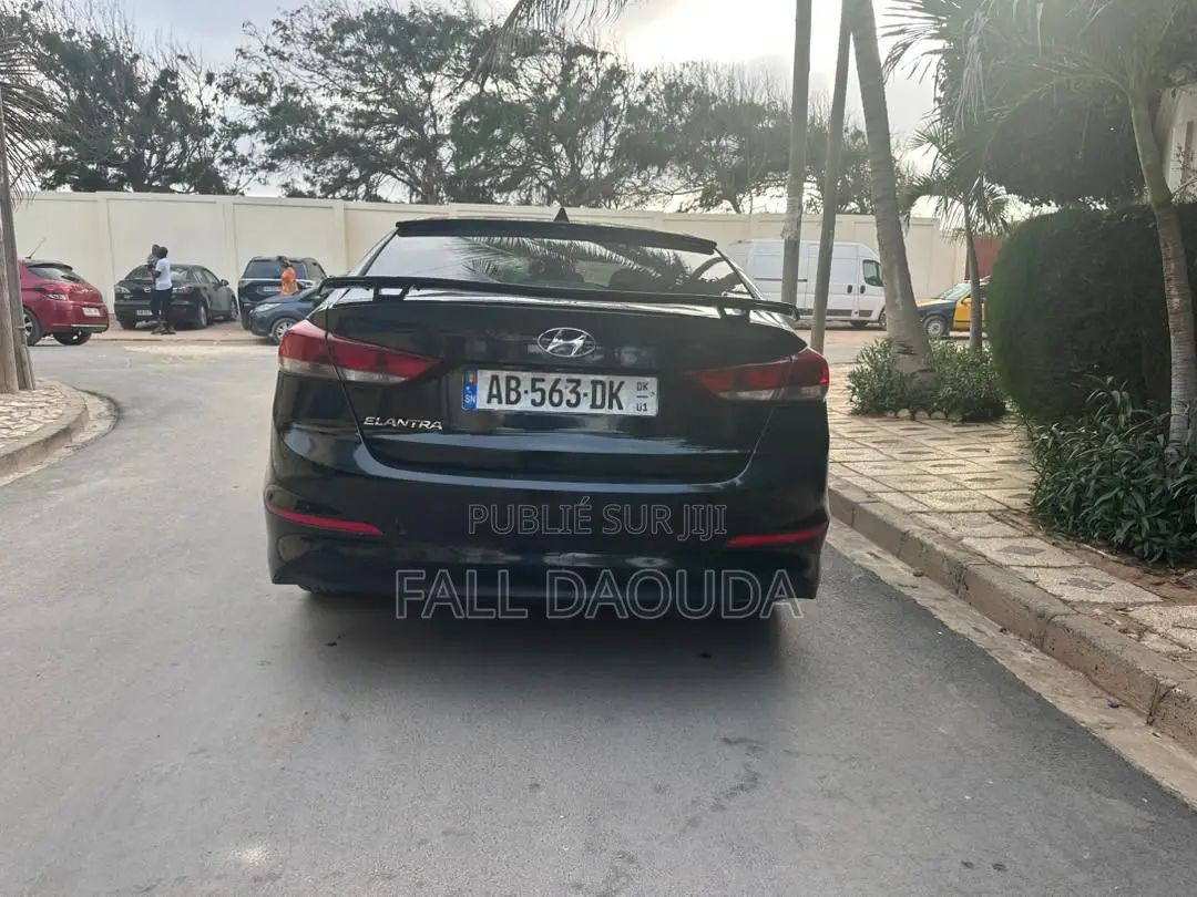 Hyundai Elantra 2017 Noir