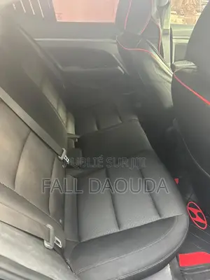 Hyundai Elantra 2017 Noir