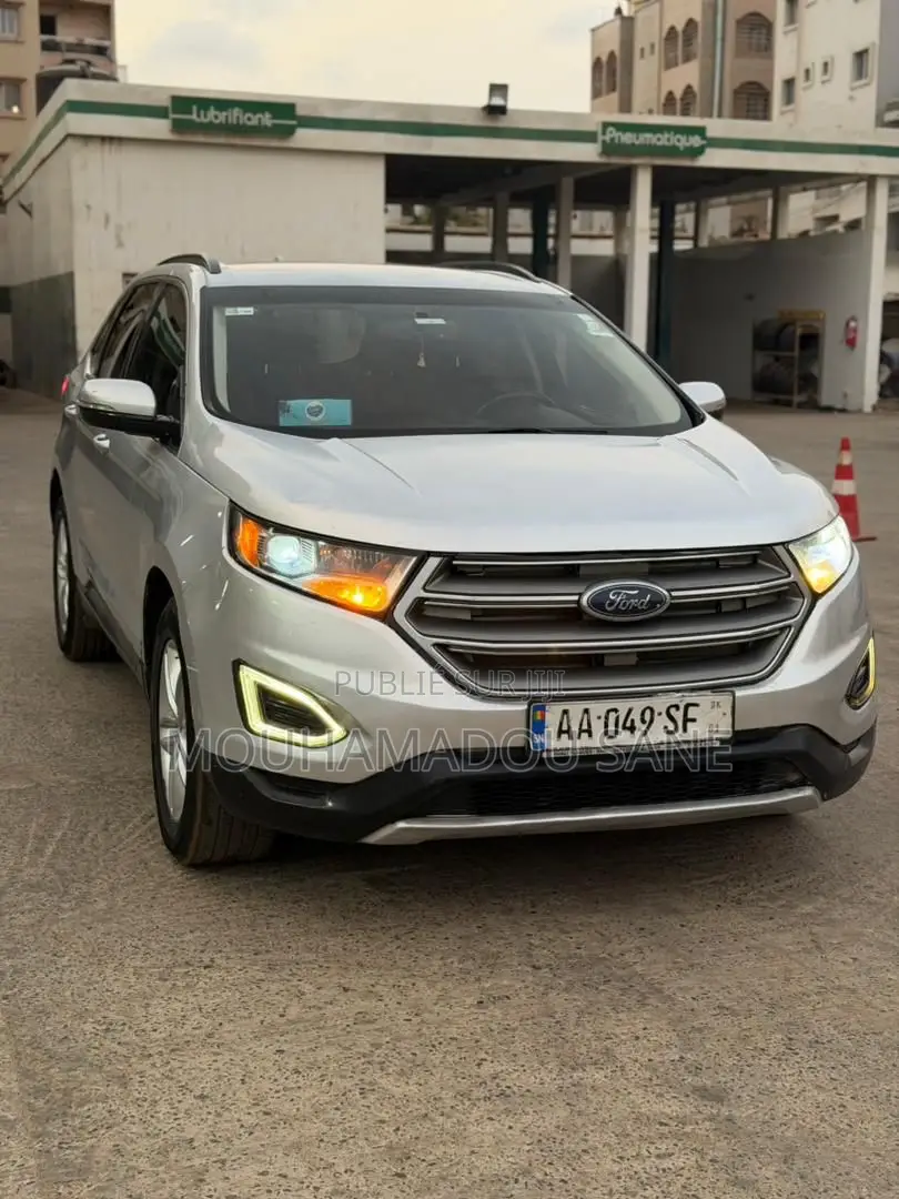 Ford Edge SEL 4dr SUV (2.0L 4cyl Turbo 6A) 2015 Gris
