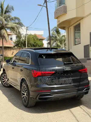 Audi Q3 2021 Noir